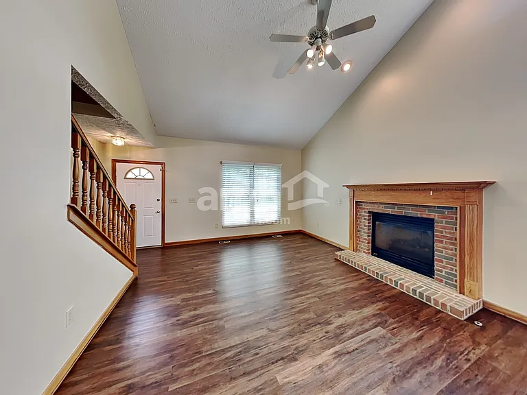 6757 Eddleston Ct — Photo 5