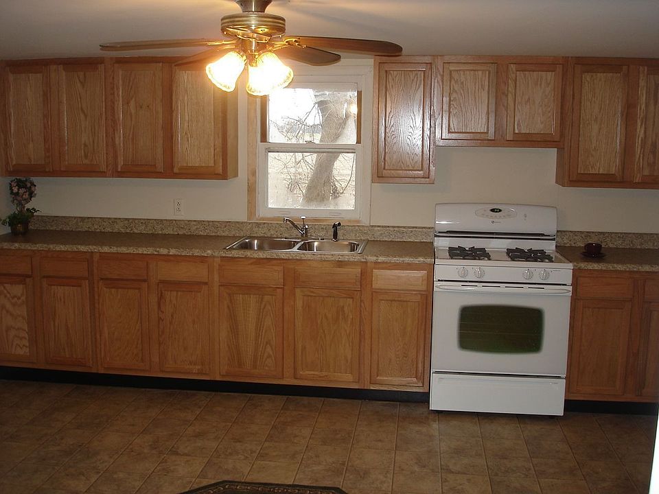 2nd image of 1102 W 7th St