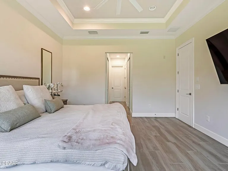 2426 Hyatt Creek Ln — Photo 19