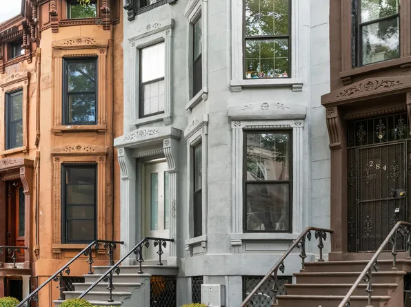 286 Clifton Place
