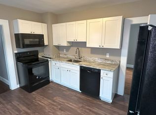 78 Bissell St, Manchester, CT 06040