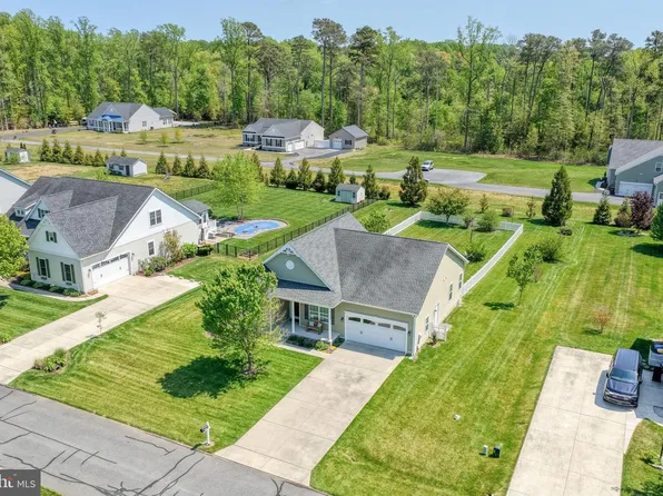 22550 Hartschorn Dr, Milton, DE 19968