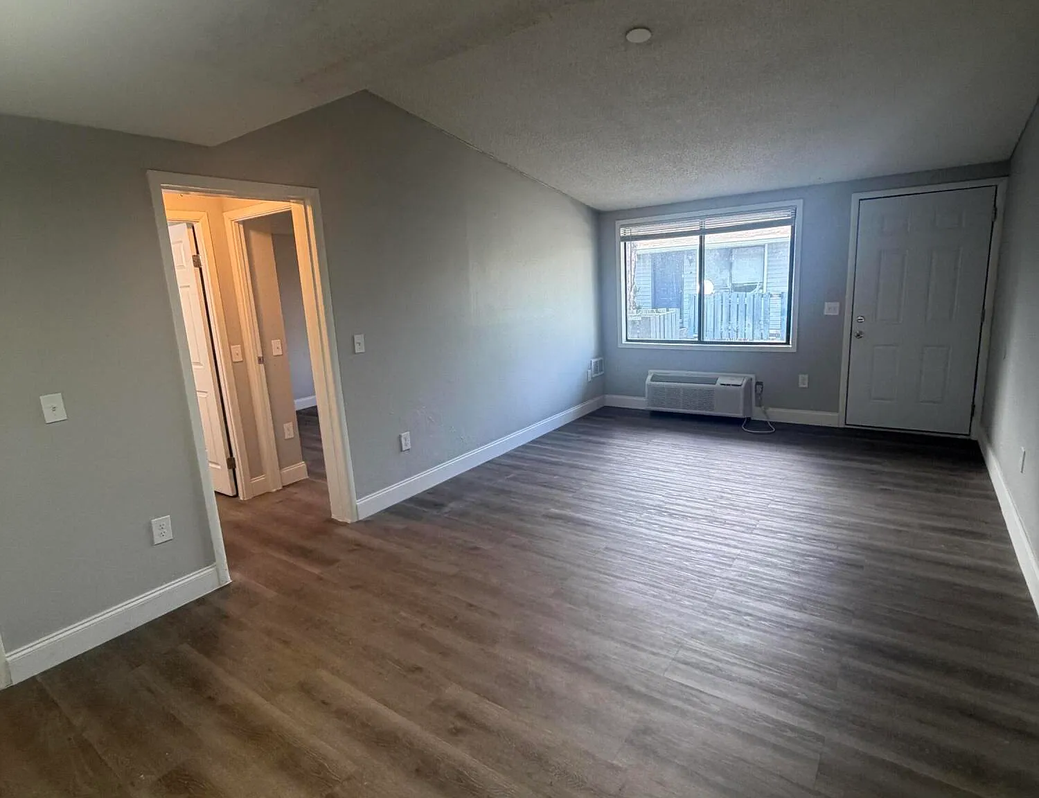 1 bed, 1.0 bath, 500 sqft, $1,450 — Photo 3
