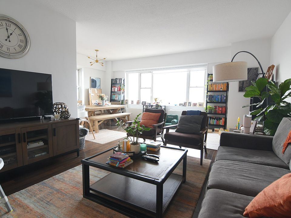 1st image of 60 E 8th St APT 27B