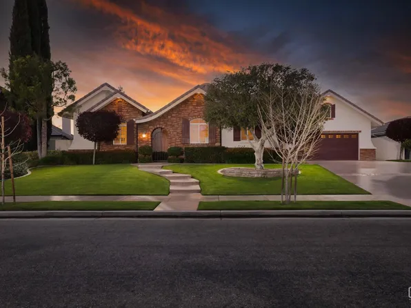 12712 Crown Crest Dr, Bakersfield, CA 93311