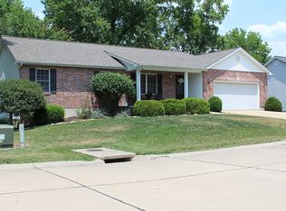405 Cherie Ct, Washington, MO 63090