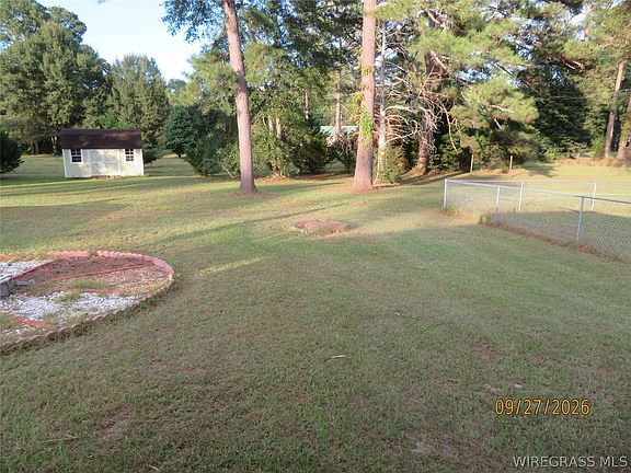 29th image of 1133 Oak Ave