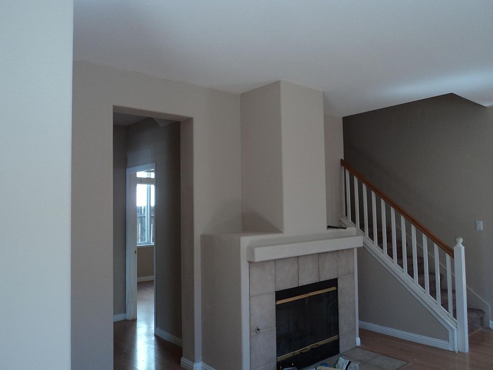 2nd image of 20 Rockwell St