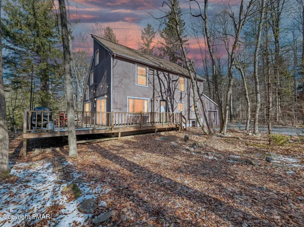 107 Washo Path, Pocono Lake, PA 18347