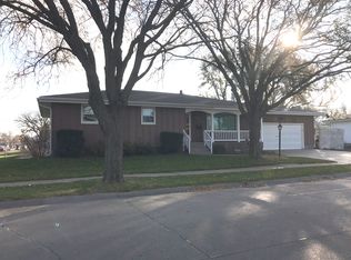 2777 29th Ave, Columbus, NE 68601