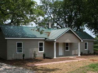 946 Joe Findley Rd, Royston, GA 30662