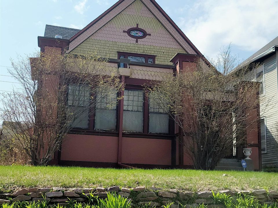 2117 Jackson St, Sioux City, IA 51104 Zillow