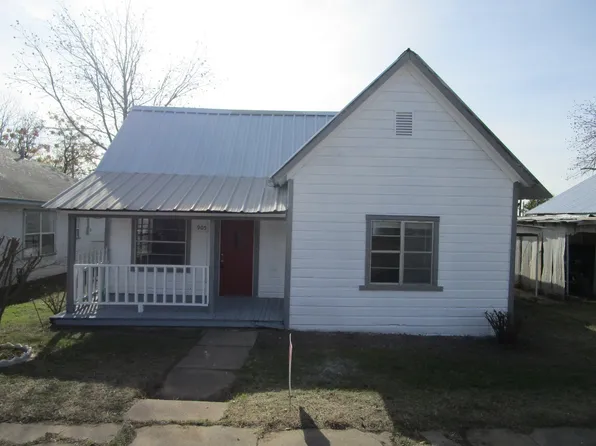 905 Wallis Ave, Santa Anna, TX 76878