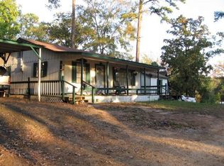 132 Hudspeth Rd, Etoile, TX 75944