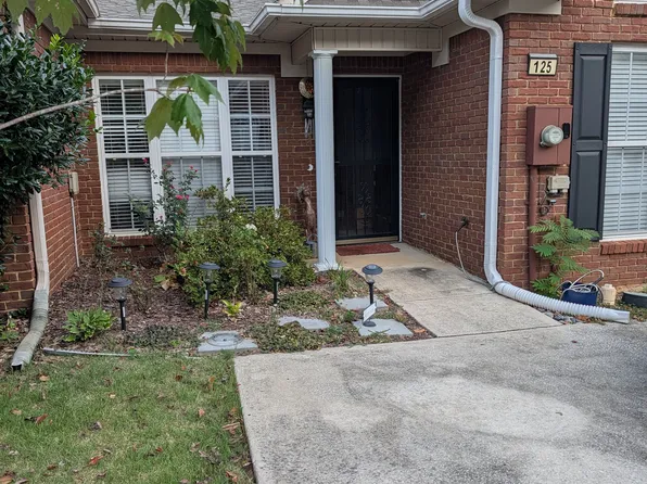125 Hayesbury Ct, Pelham, AL 35124