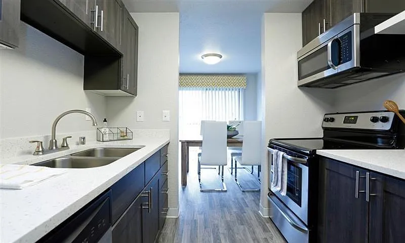 Northpoint Apartments — Photo 2