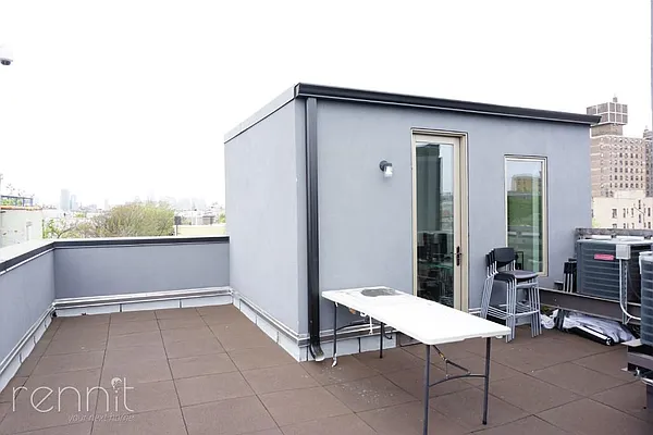 Rented by Rennit Inc. | media 64