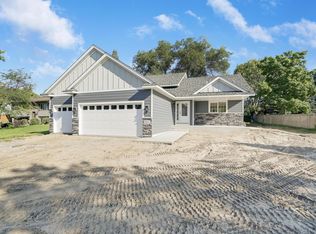 5611 149th Ln NW, Ramsey, MN 55303