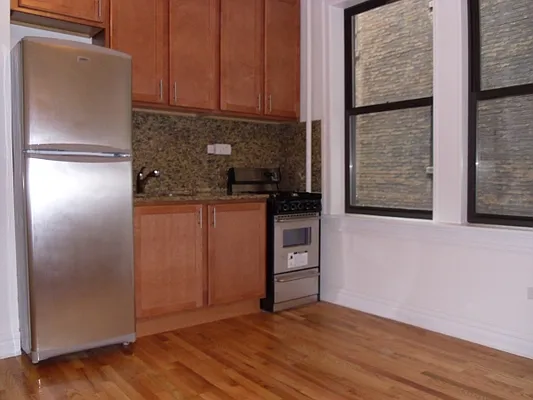 Rented by Citi Habitats | media 39