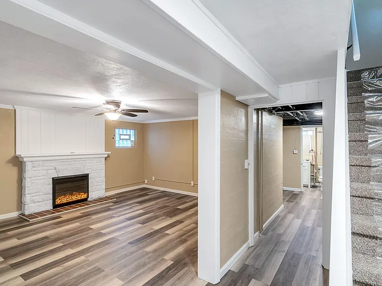 2886 Temple Ave — Photo 24
