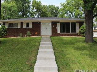 117 Churchill Dr, Belleville, IL