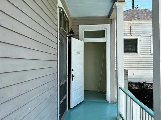 4435 Loyola Ave — Photo 39