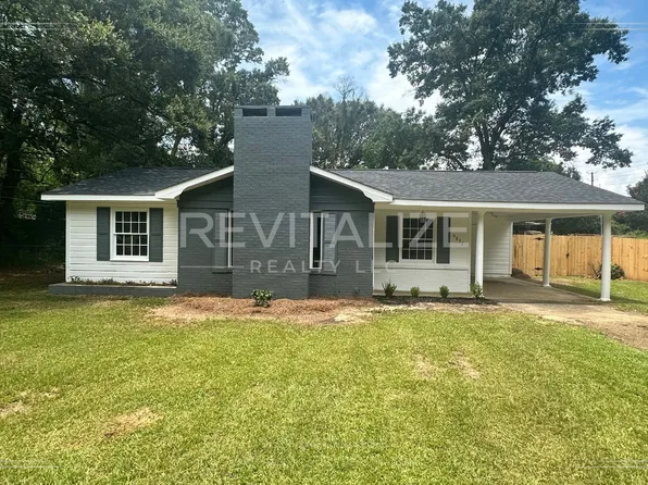 6852 Wilcox Ln, Theodore, AL 36582