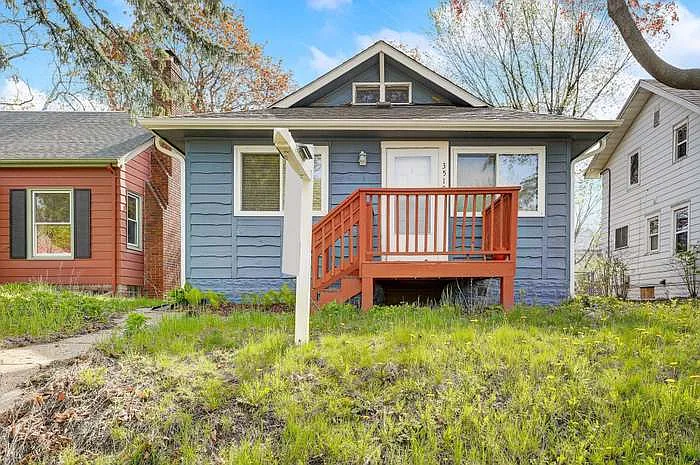 3510 Newton Ave N — Photo 30