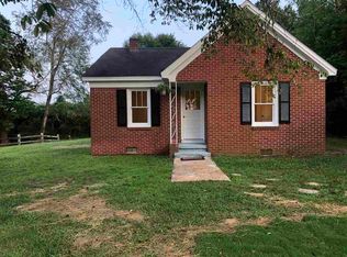 1035 W Main St, Henderson, TN 38340