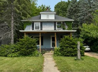 1438 Jackson St, Rockford, IL