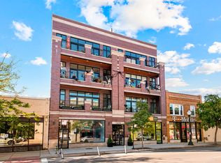 5434 N Clark St #PENTHOUSE, Chicago, IL 60640