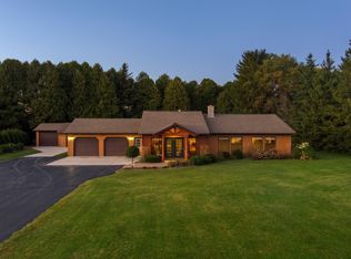 1518 Shoto Rd, Two Rivers, WI 54241