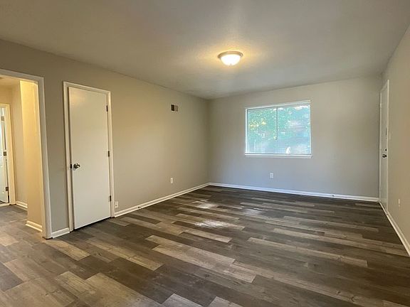 2nd image of 8030 Campbell St #8034