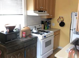 75 Bacon St #2A, Waltham, MA 02451