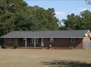 904 Geiger Rd, Headland, AL 36345