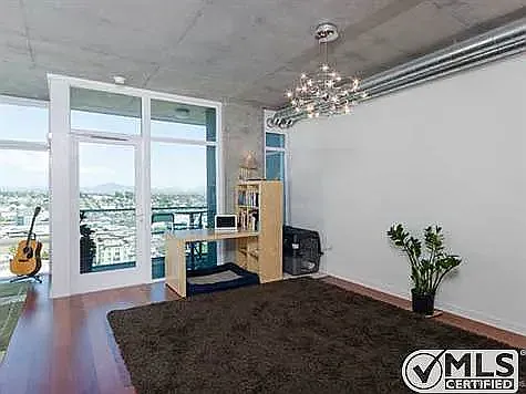 Studio, 731 sqft, $2,100 — Photo 4