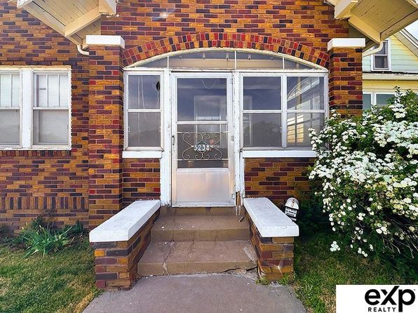 5238 S 20th St, Omaha, NE 68107