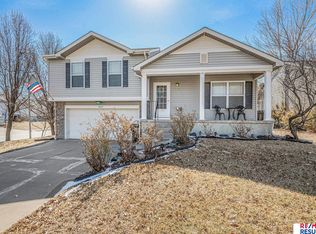 16001 Birch Ave, Omaha, NE 68136