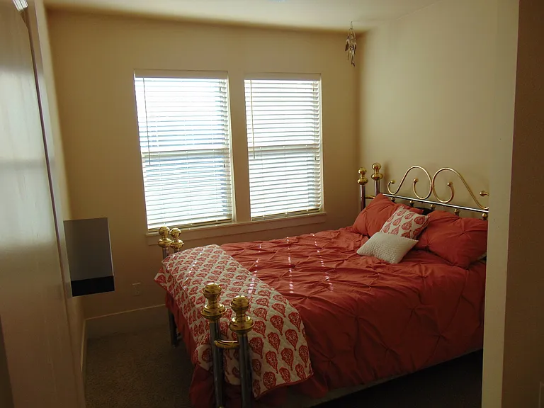 676 SW Trillium Creek Ter — Photo 16