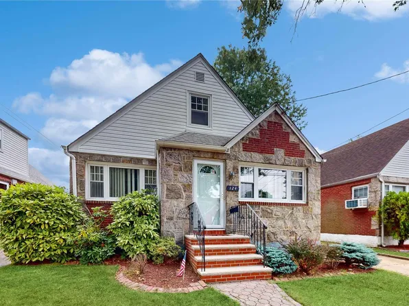 124 N 6th Street, New Hyde Park, NY 11040