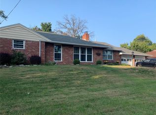 10249 Oak Ave, Saint Louis, MO 63114