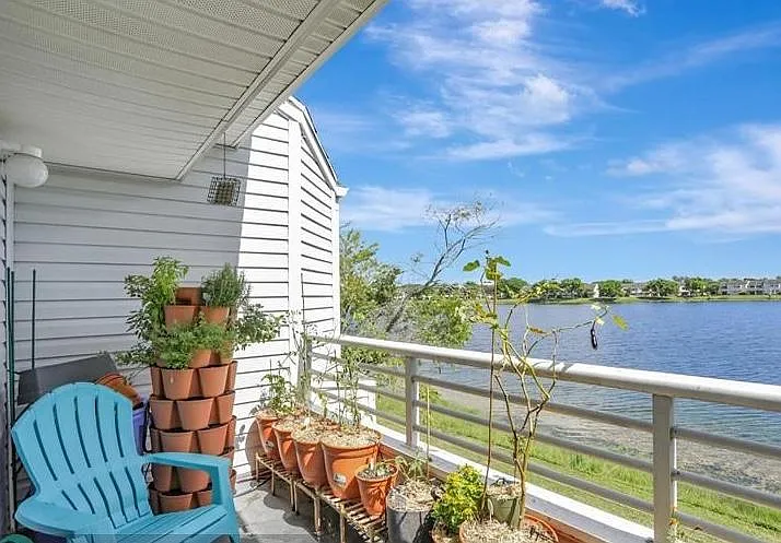 3425 NW 44th St #207 — Photo 16