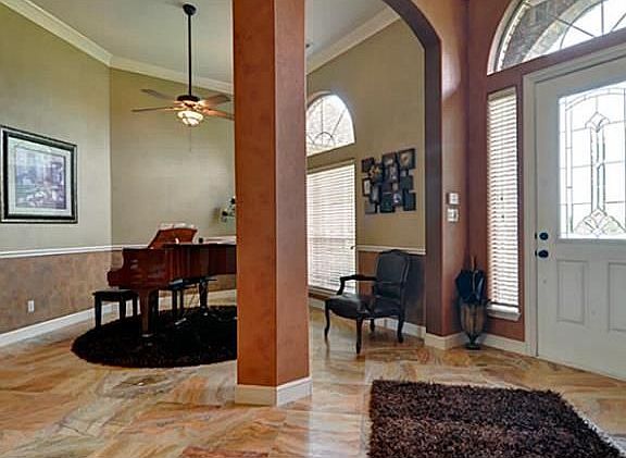 5th image of 6632 Gehrig Cir