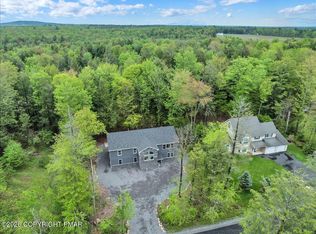 52 Driftwood Dr, Blakeslee, PA 18610