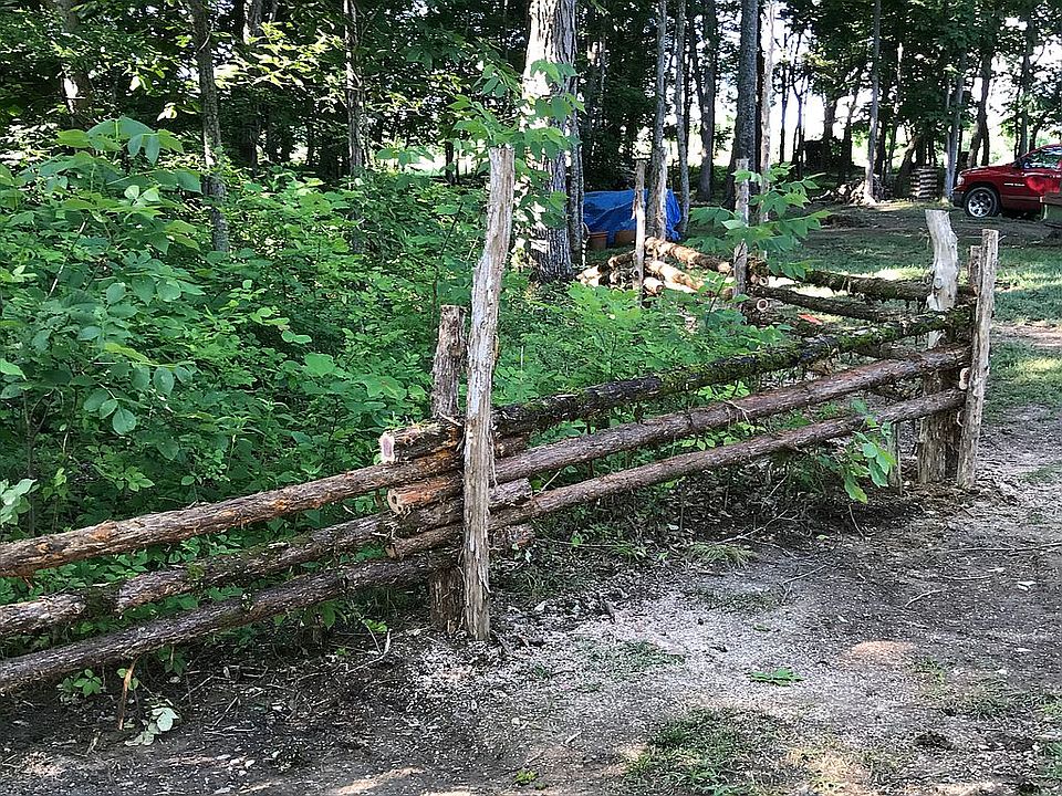 2nd image of 4303 Beech Log Rd
