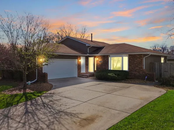 1501 W 73rd Pl, Merrillville, IN 46410