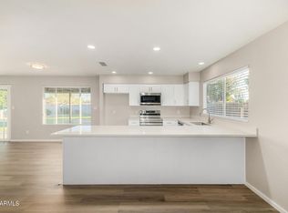 2207 W Portobello Ave, Mesa, AZ 85202