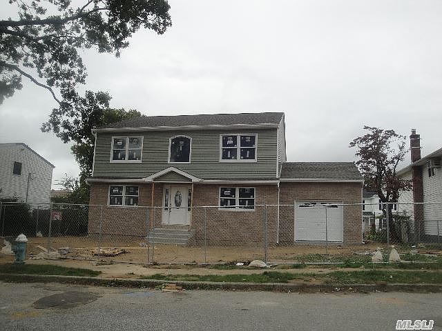 1st image of 476 Cameron St