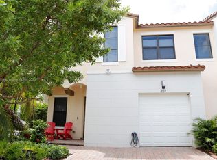 112 NW 209th Trl #1, Hollywood, FL 33029