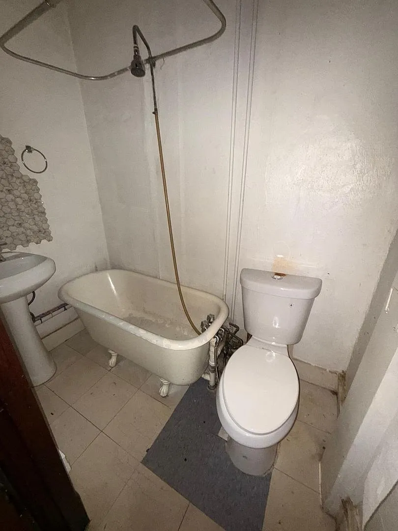 11 Conway Street — Photo 1
